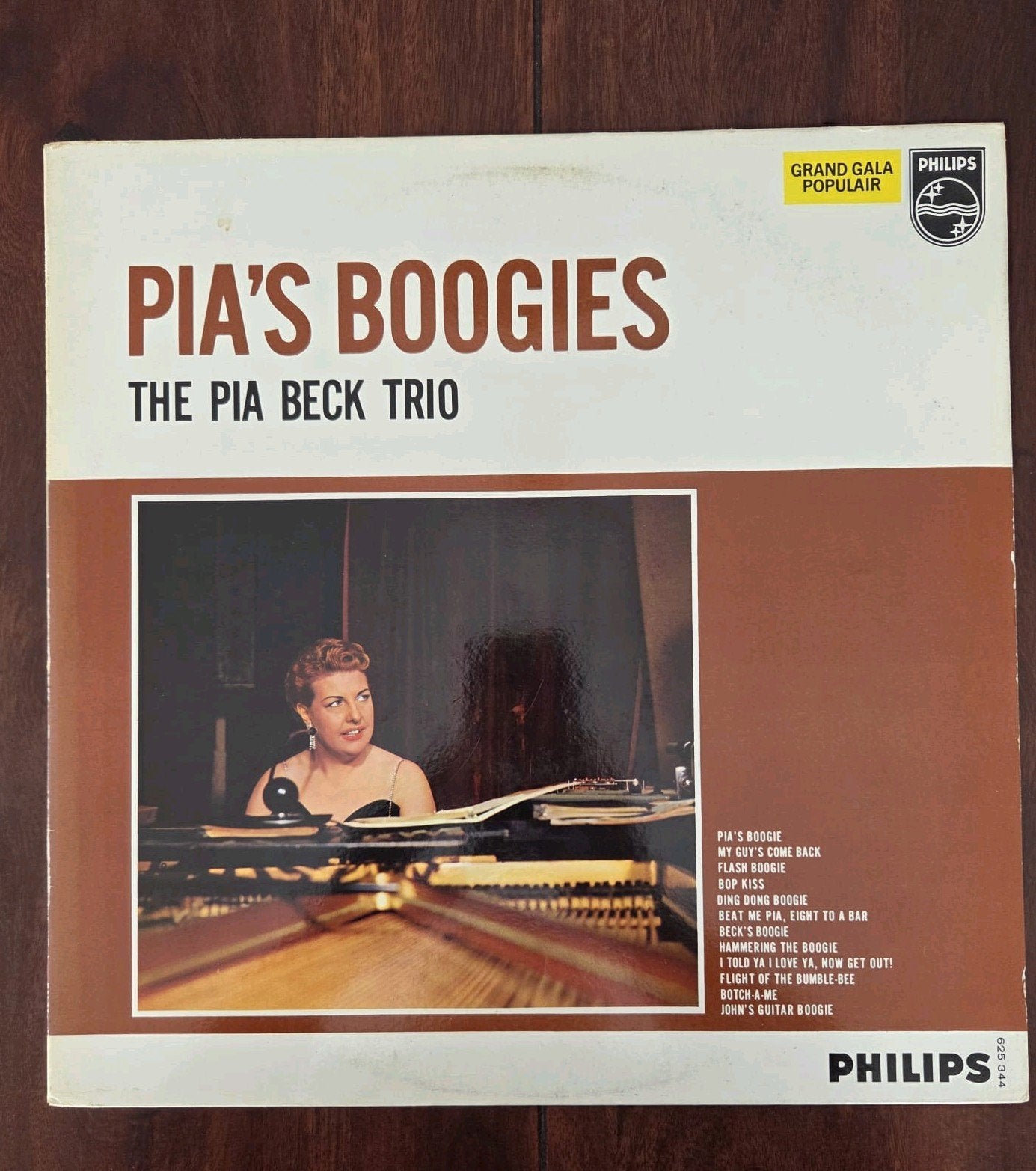 Pia's boogies the pia beck trio LP

Zie ook mijn andere adve, Ophalen of Verzenden, LP