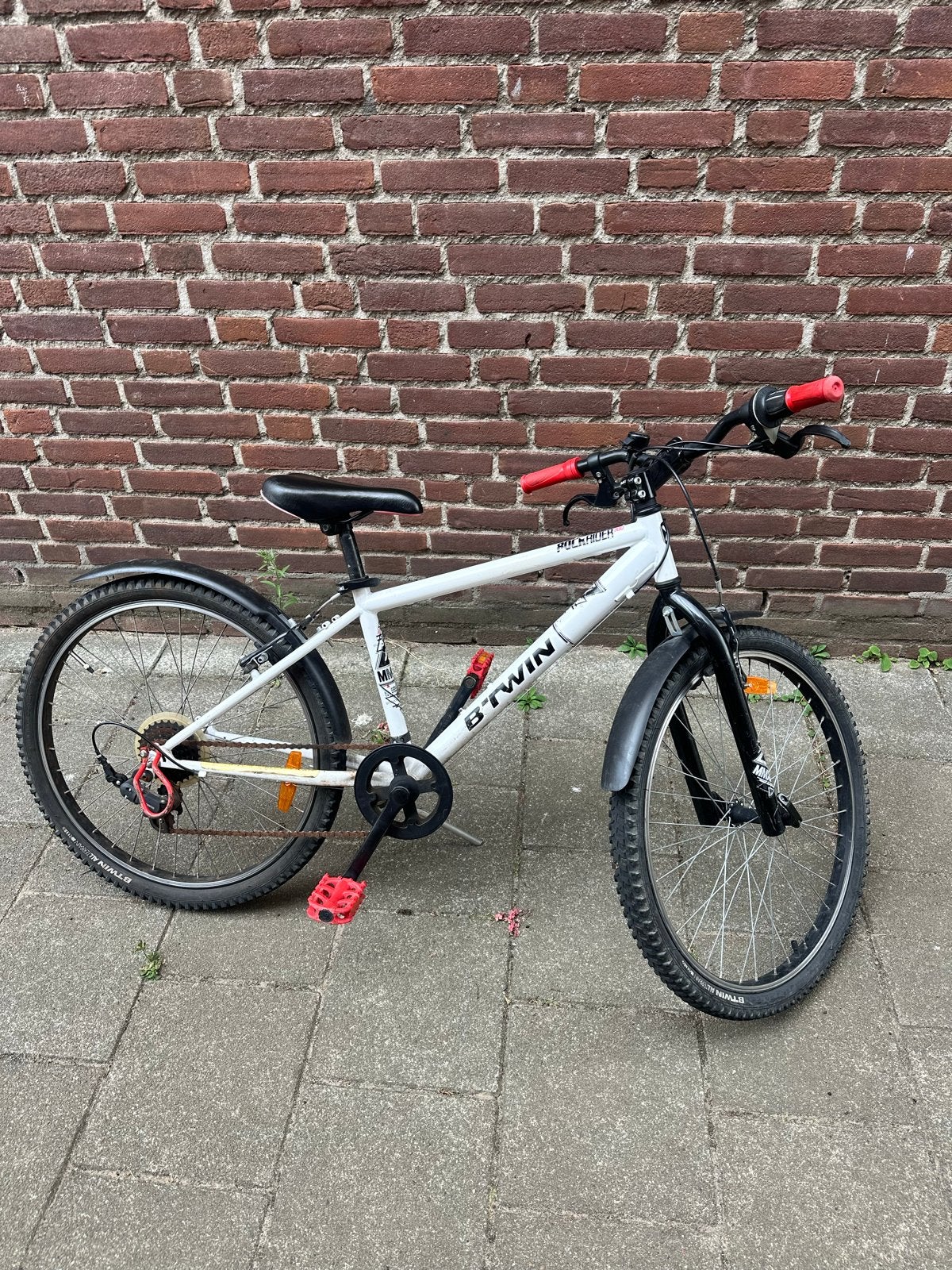B'Twin Rockrider 300 kinderfiets 24 inch, Gebruikt, Velgrem, Versnellingen, Minder dan 49 cm