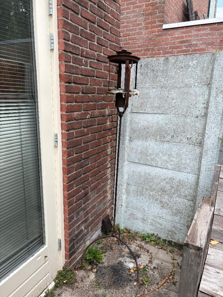 kandelaar en roestige vogels, Ophalen, Gebruikt