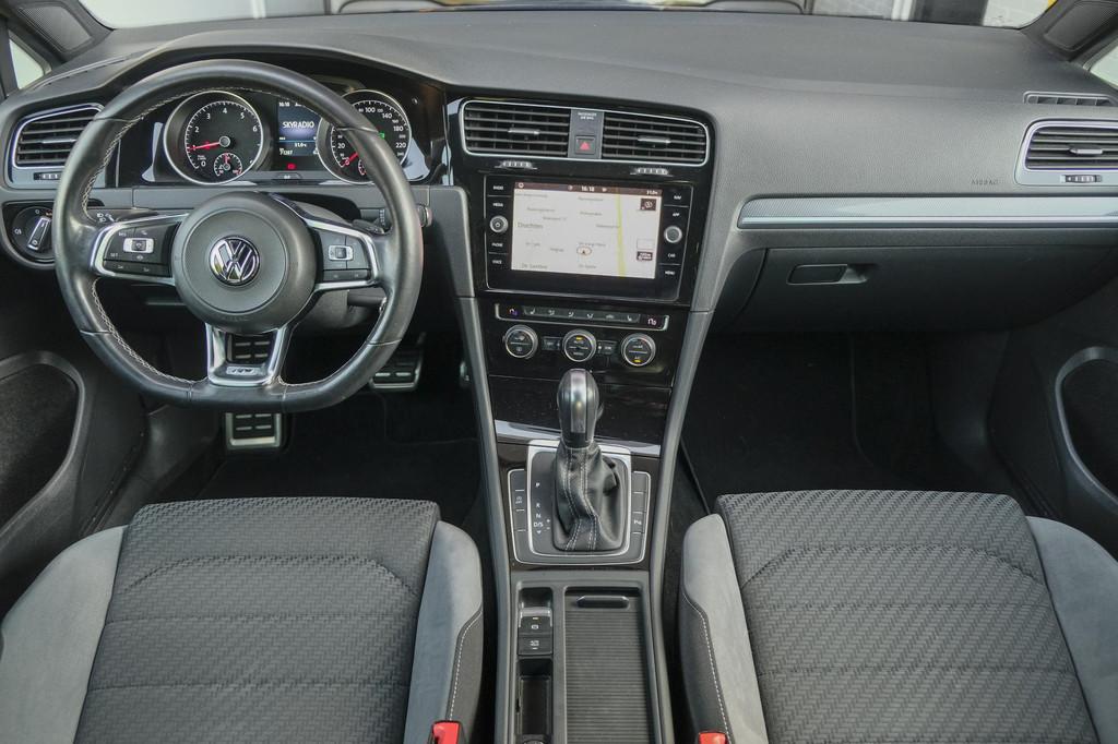 Volkswagen Golf Variant 1.5 TSI DSG 150pk R-Line Lapis blue, 4 cilinders, 150 pk, Blauw, 19 km/l