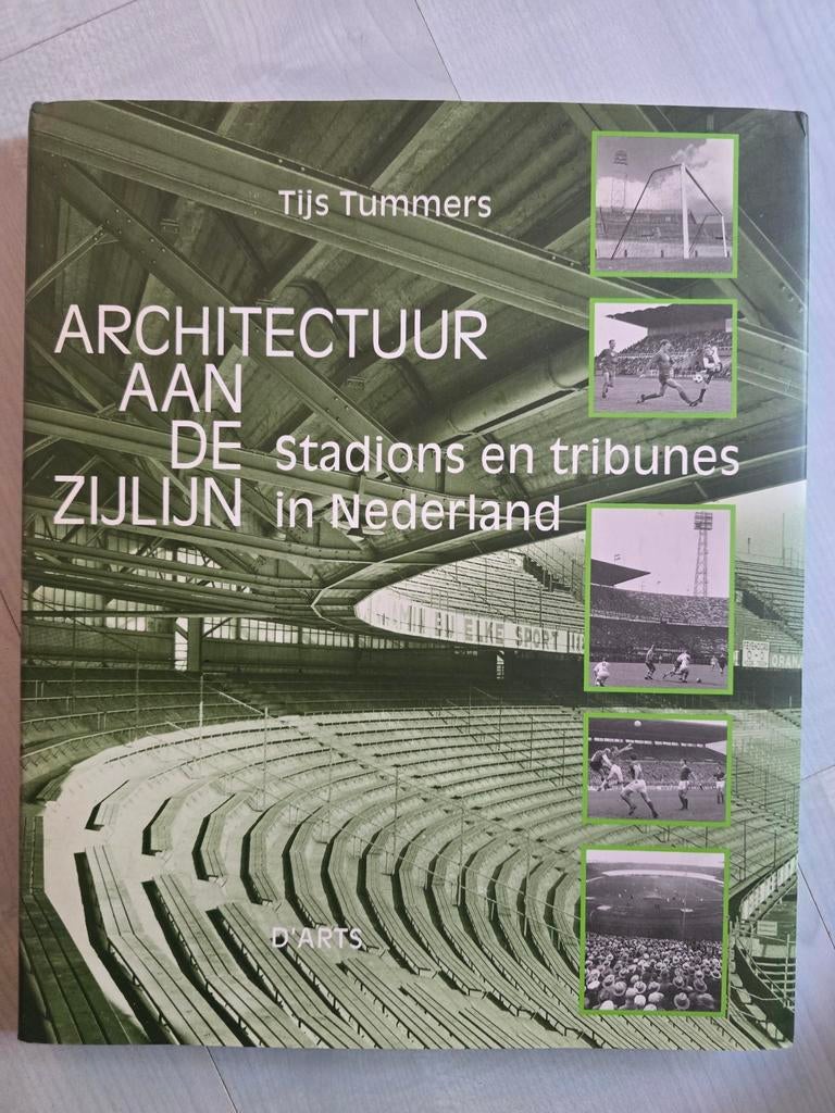Architectuur aan de Zijlijn: Stadions en Tribunes, Ophalen of Verzenden, Zo goed als nieuw, Architectuur algemeen, Tijs Tummers