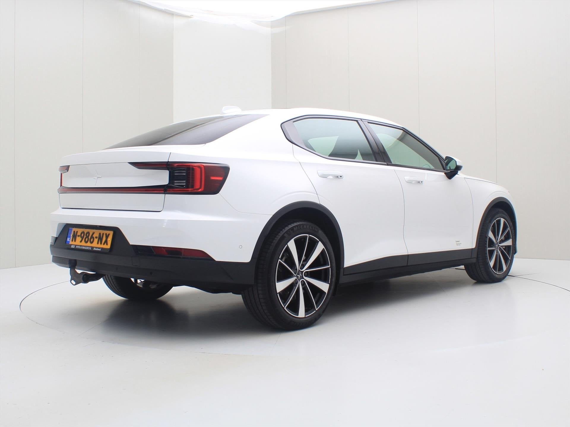 Polestar 2 Long Range Single Motor 231pk [ TREKHAAK+PANO+360, Auto's, Polestar, Stof, Gebruikt, Adaptive Cruise Control, 1969 kg