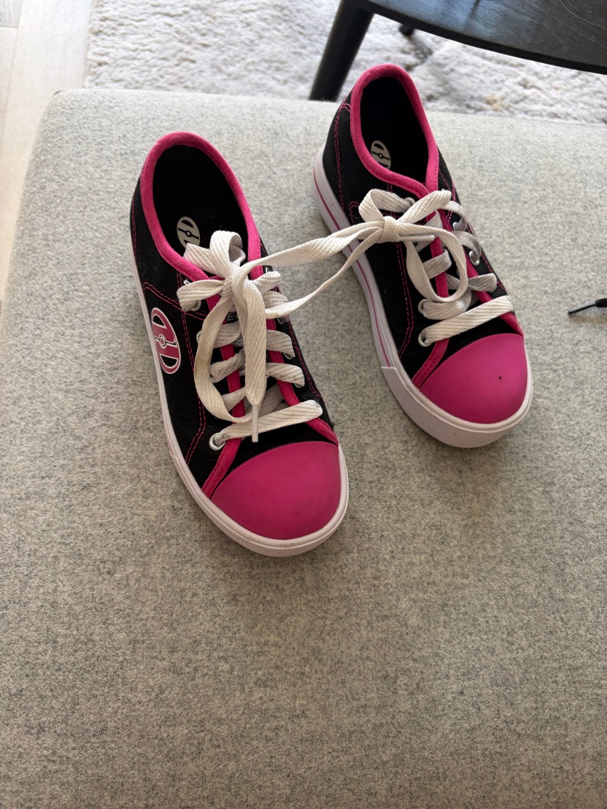 Heelys rolschoenen zwart/roze - Maat 32, Ophalen of Verzenden, Zo goed als nieuw, Overige typen