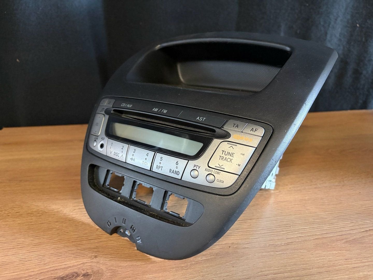 Toyota aygo / Peugeot 107 Originele Radio CD-speler, Gebruikt, -, -, Ophalen of Verzenden