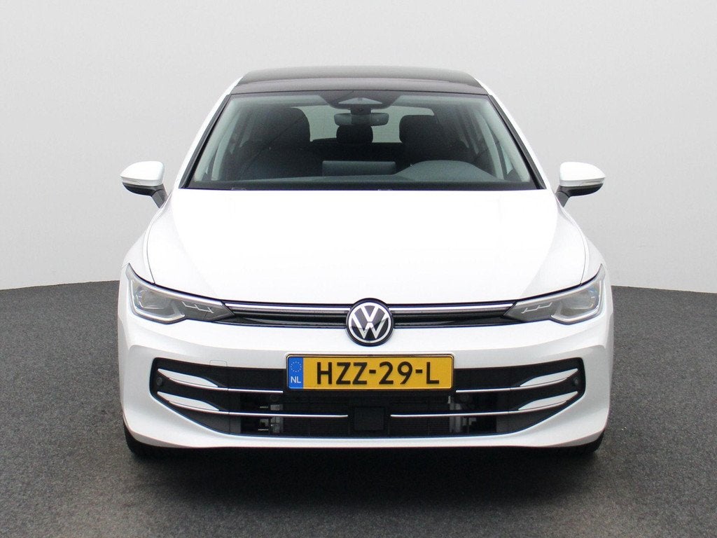 Volkswagen Golf 1.5 eHybrid Style Edition | Automaat | Navig, 12 maanden, Stof, Euro 6, 4 cilinders