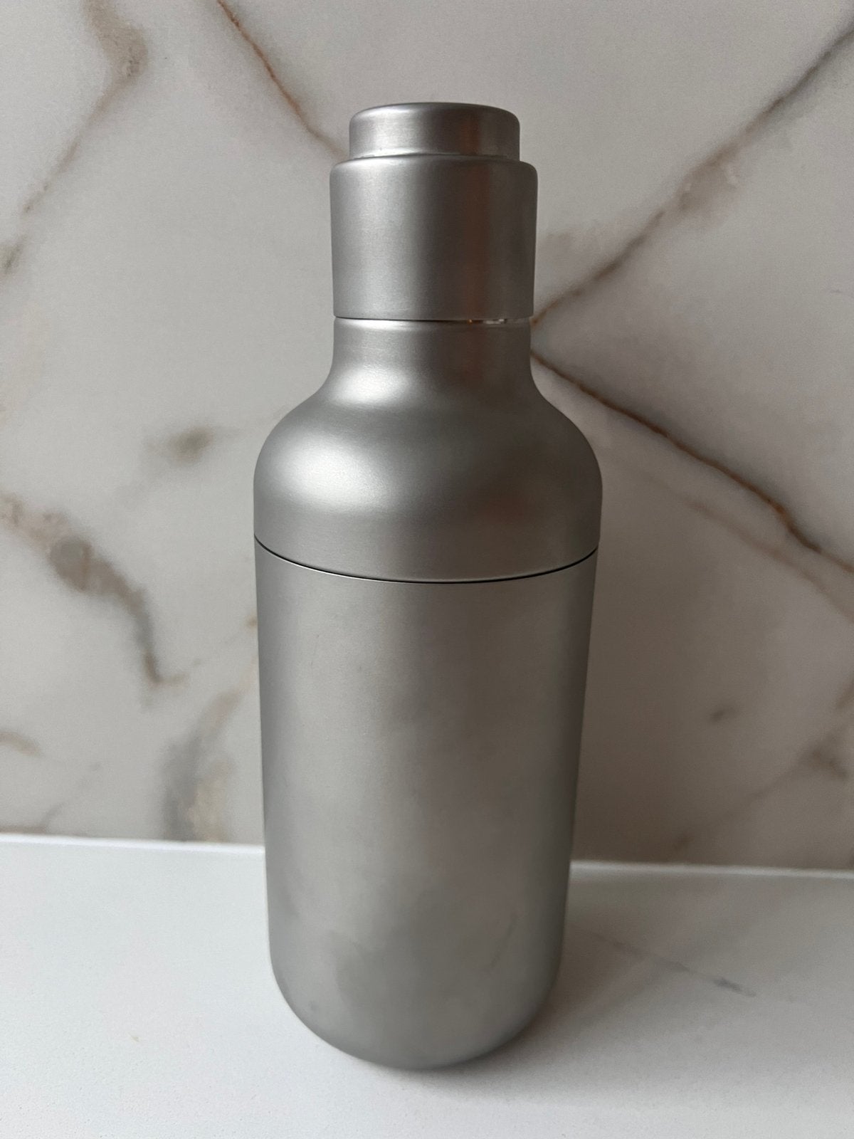 NESPRESSO BARISTA SHAKER COCKTAIL BEKER, Overige typen, Ophalen of Verzenden, Zo goed als nieuw, Metaal