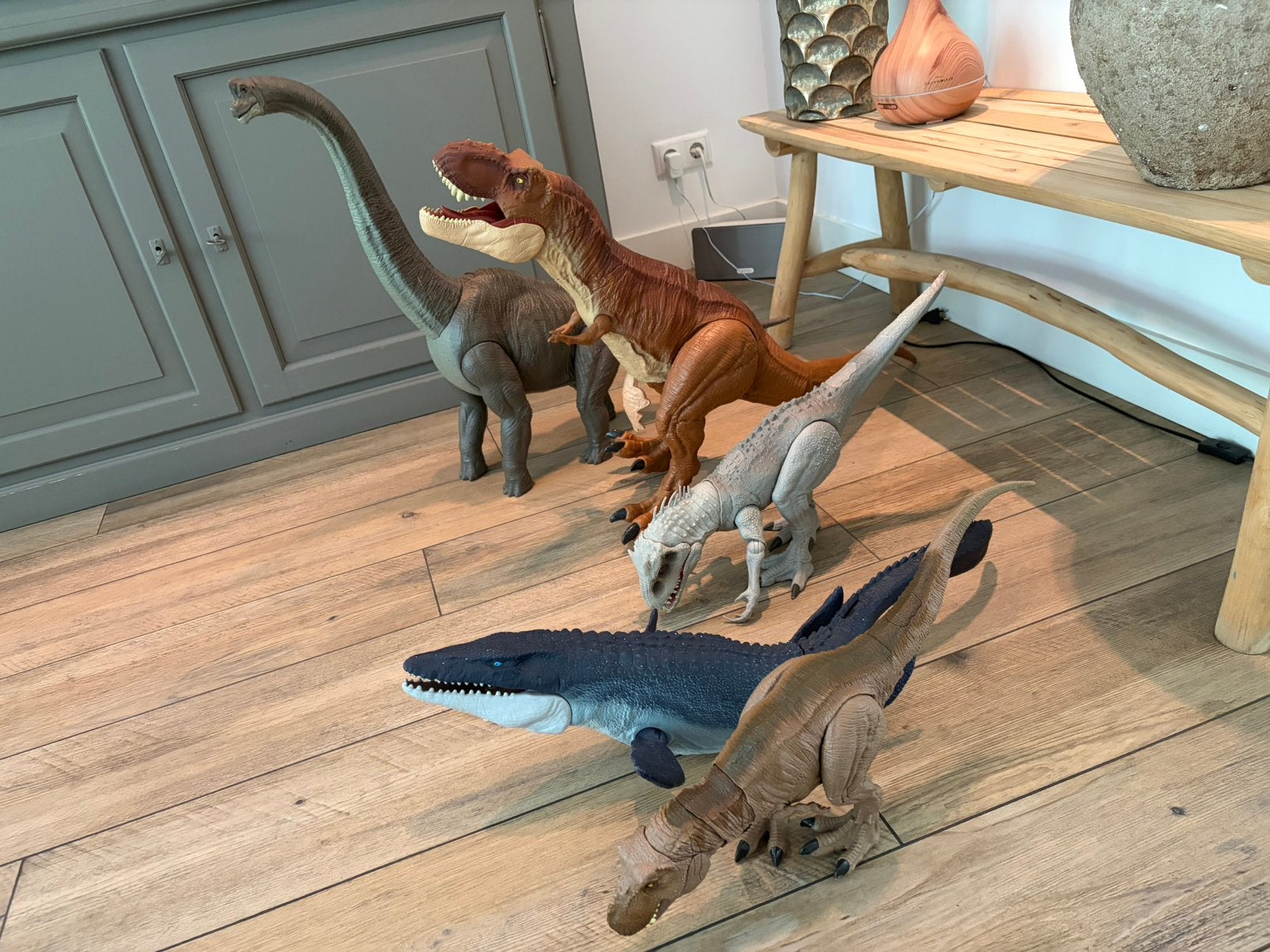 Dinosaurussen, Ophalen, Zo goed als nieuw