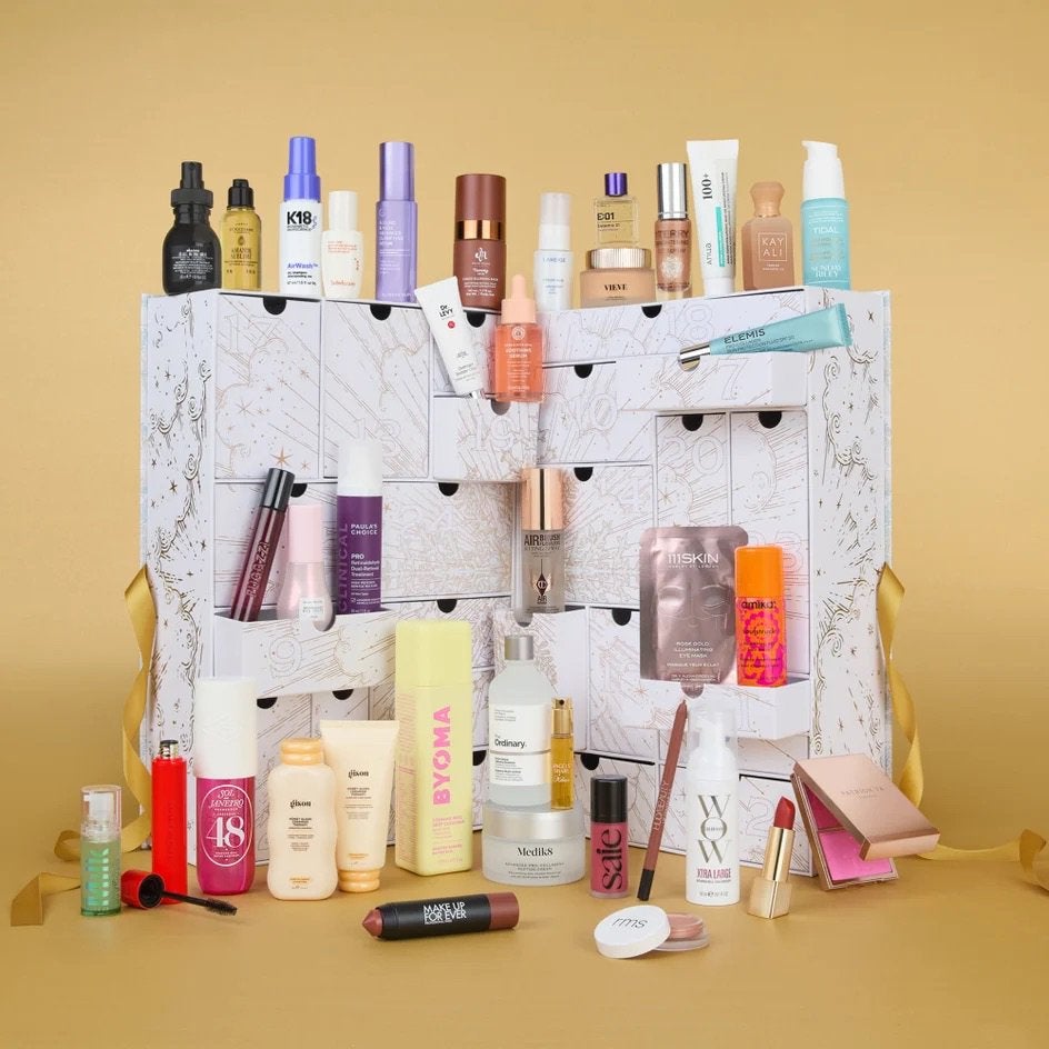 CULT BEAUTY ADVENTSCALENDAR 2026 SPECIAL EDITION twv €1300,-, Ophalen, Nieuw