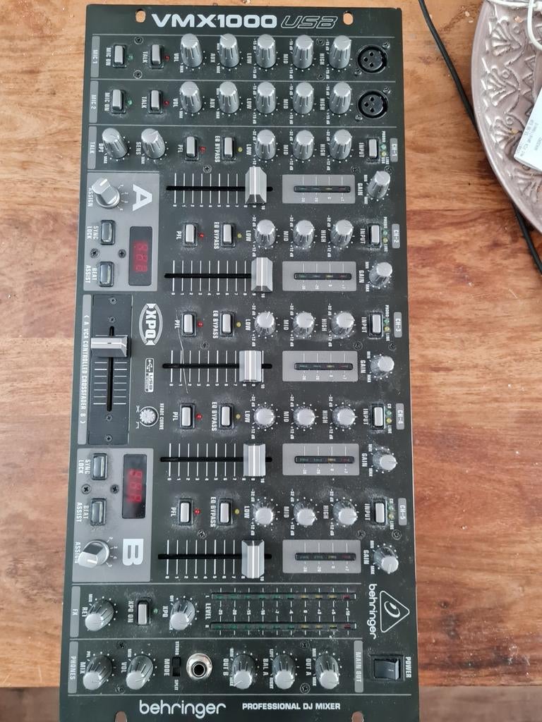 Behringer Pro Mixer VMX1000 USB, Muziek en Instrumenten, Ophalen of Verzenden