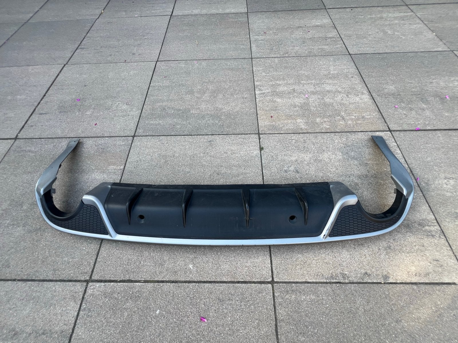 Achterbumper diffuser Volvo V40 R-design (2012-2019), Auto-onderdelen, Ophalen, Gebruikt, Volvo, Achter