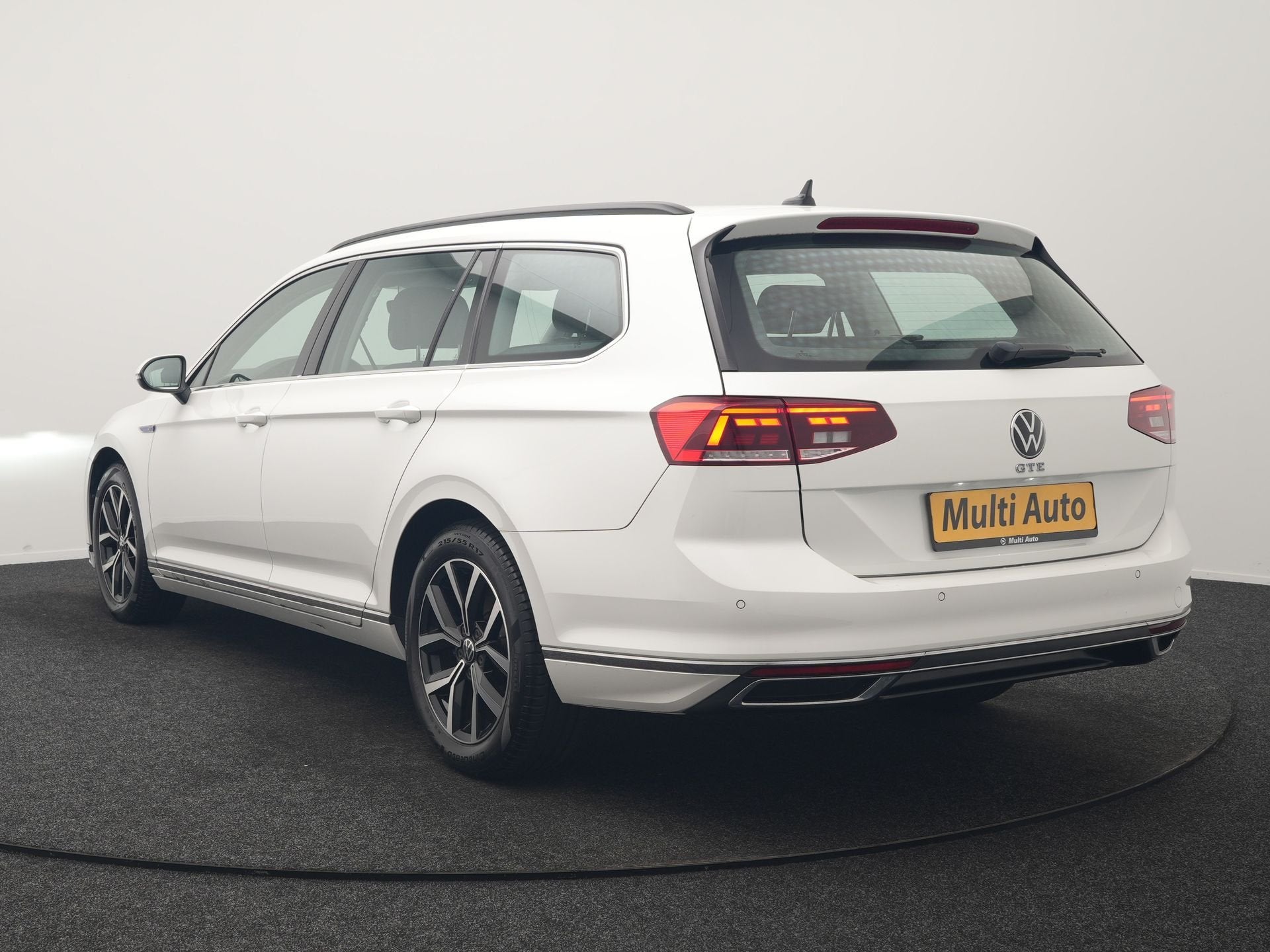 Foto 26 van Volkswagen Passat Variant 1.4 TSI GTE Business PHEV 218pk De