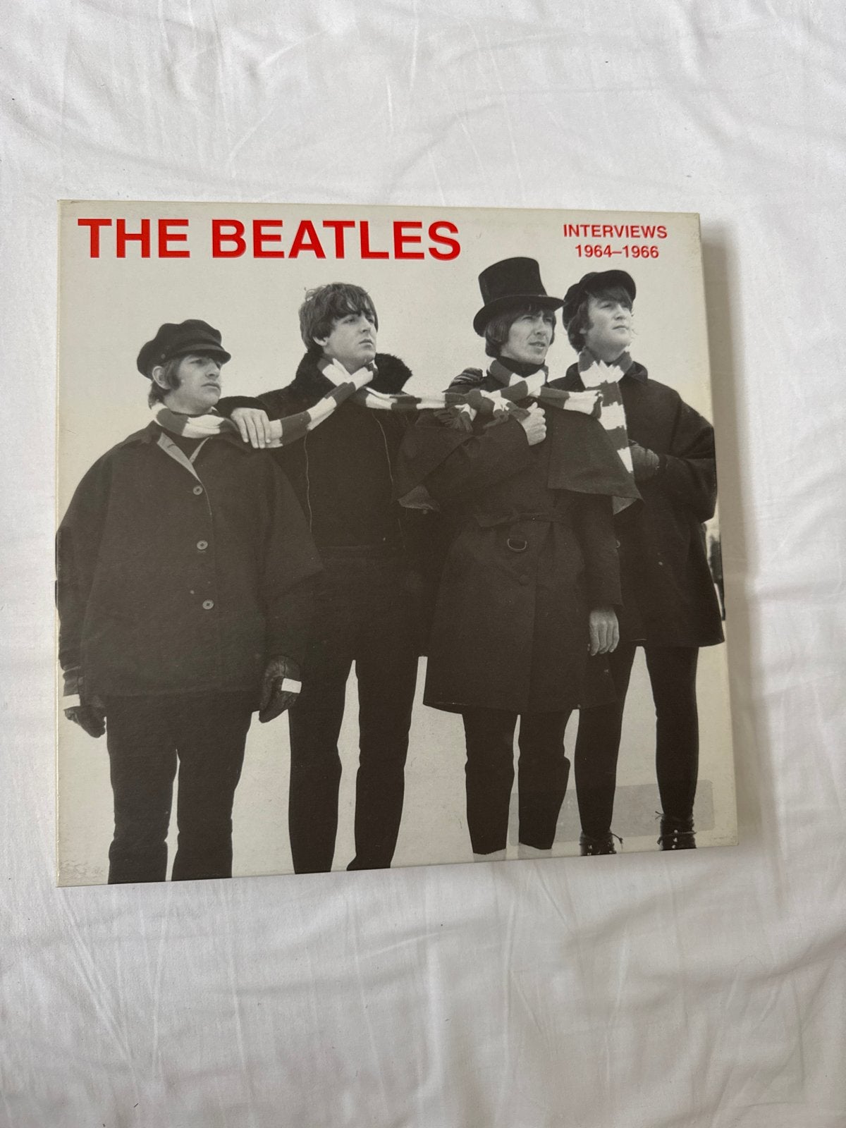 The Beatles Interviews 1964-1966 Boxset met CD's en pins, Cd's en Dvd's, Ophalen of Verzenden, Zo goed als nieuw, Boxset, Extra's