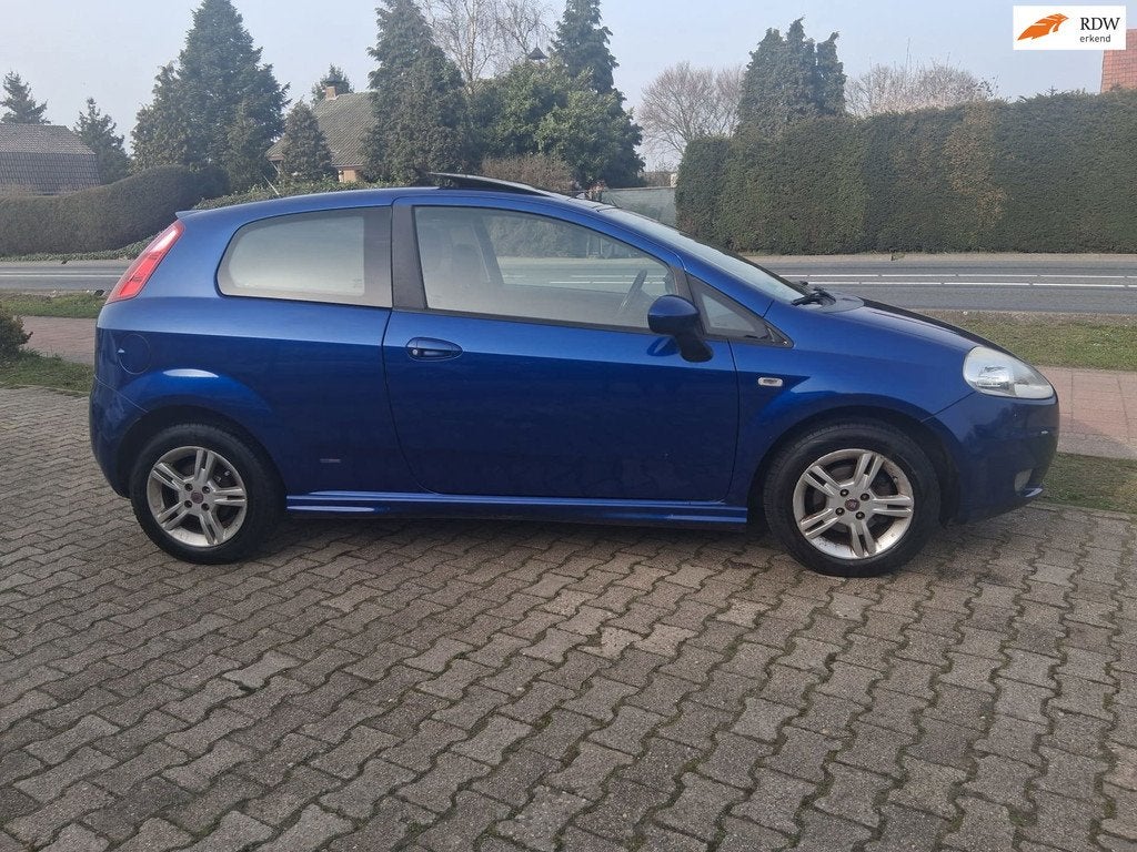 Fiat Grande Punto 1.4 GP met airco en glaskantelschuifdak, Voorwielaandrijving, 4 cilinders, Grande Punto, Bedrijf