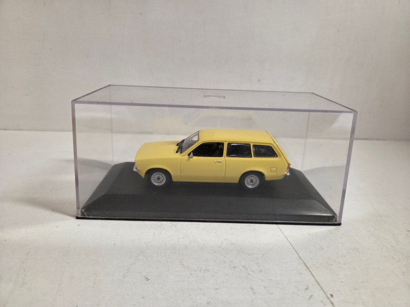 Minichamps Opel Kadett C caravan, Auto, ., Ophalen of Verzenden, Zo goed als nieuw