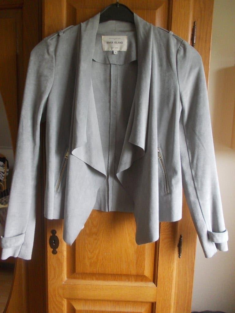 Mooi jasje van River Island, grijs in maat 34., Ophalen, River Island, Zo goed als nieuw, Jasje