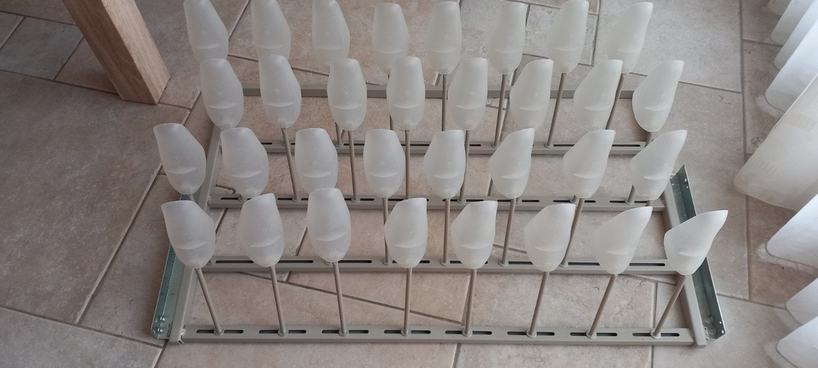Schoenspanners / schoenenrek Ikea met geleide rail., Ophalen, Zo goed als nieuw