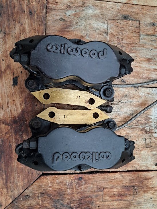 Willwood MGB 4 pot vented brake kit + 3 sets, Auto-onderdelen, Ophalen, Gebruikt, MG