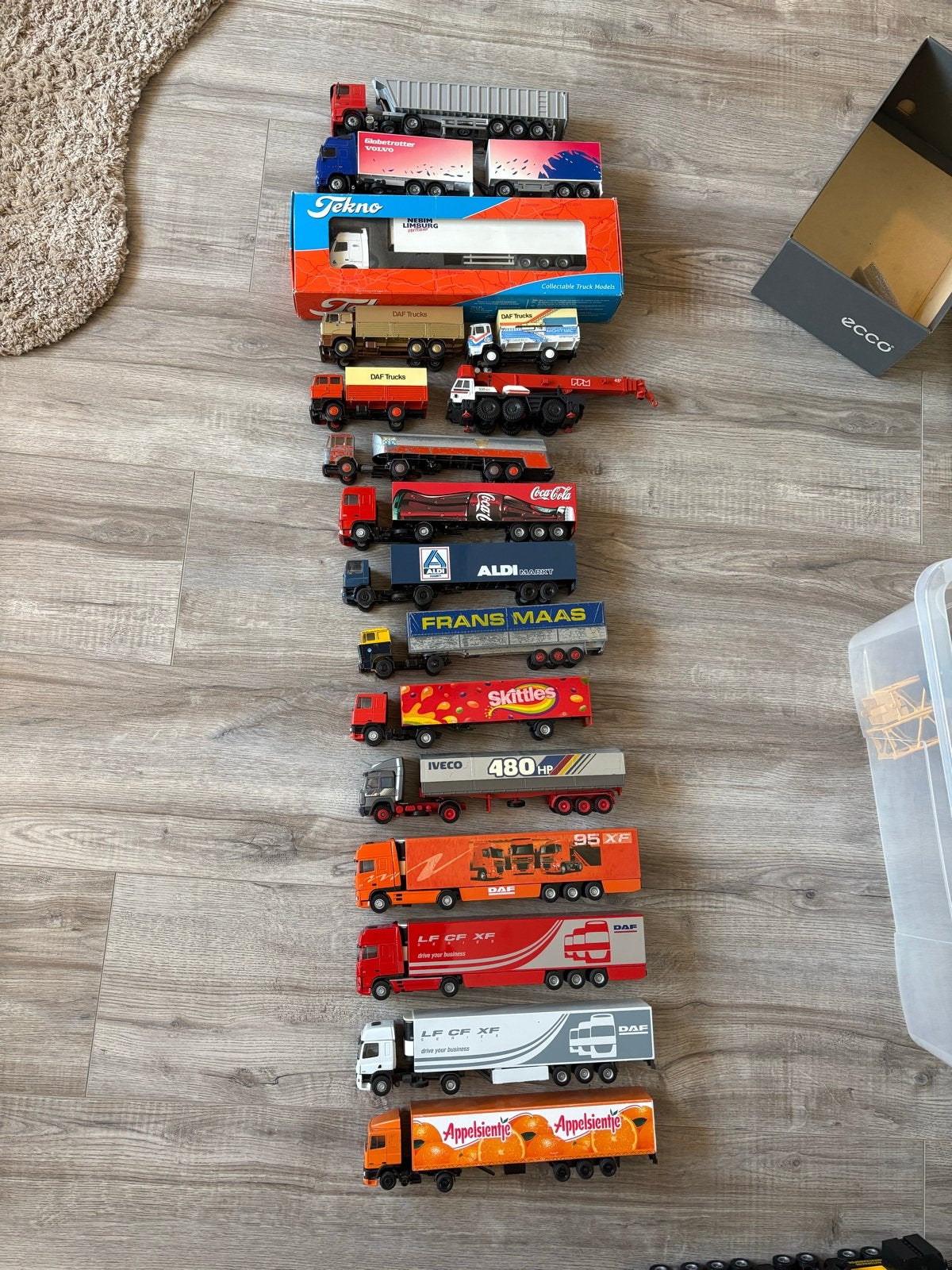 Grote collectie miniatuur vrachtwagens (Tekno, DAF, etc.), Ophalen, Gebruikt, Bus of Vrachtwagen, Tekno
