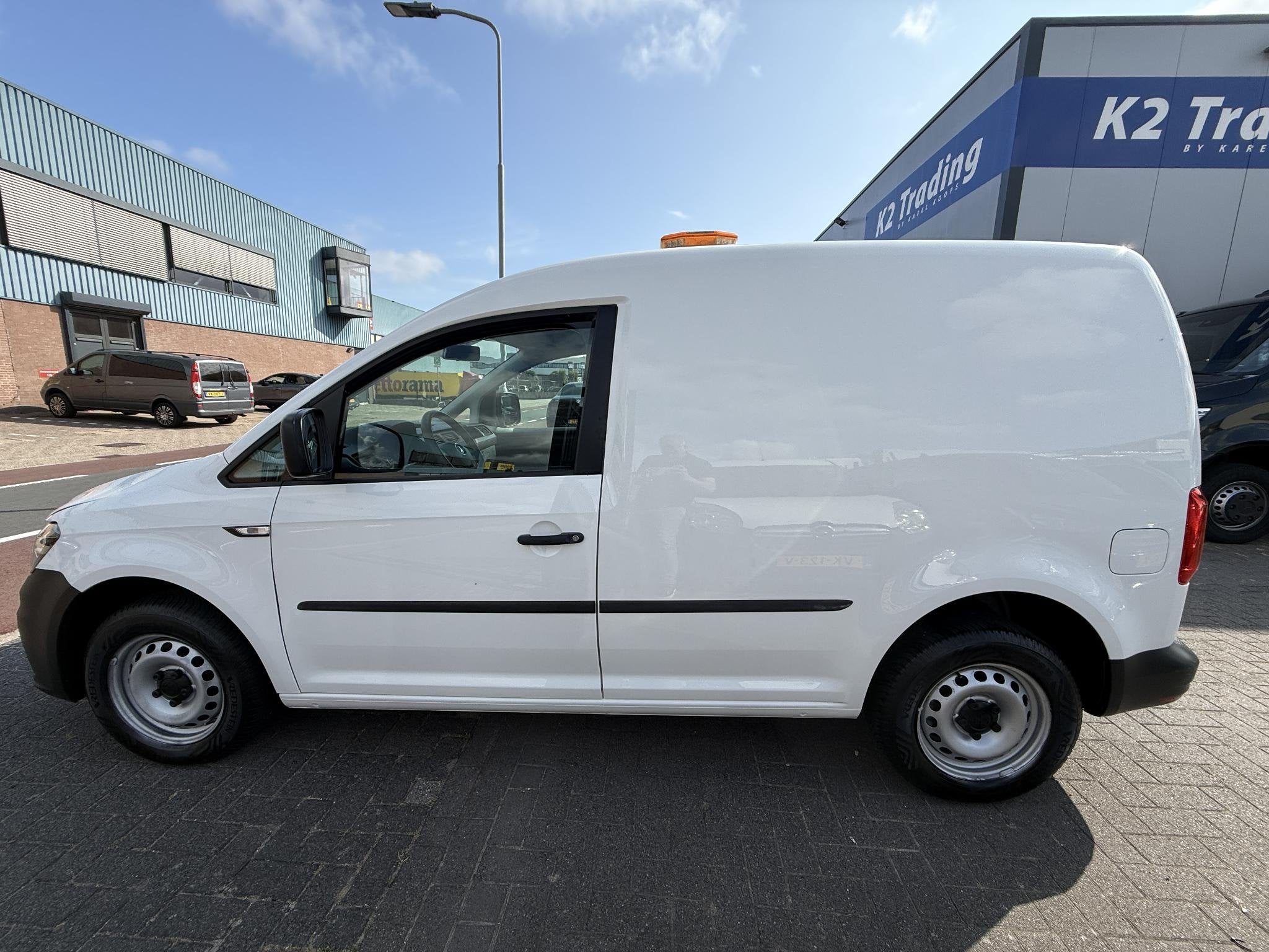 Volkswagen Caddy 1.4 TGI L1H1 EcoFuel Trendline AARDGAS META, Voorwielaandrijving, Gebruikt, 4 cilinders, Volkswagen