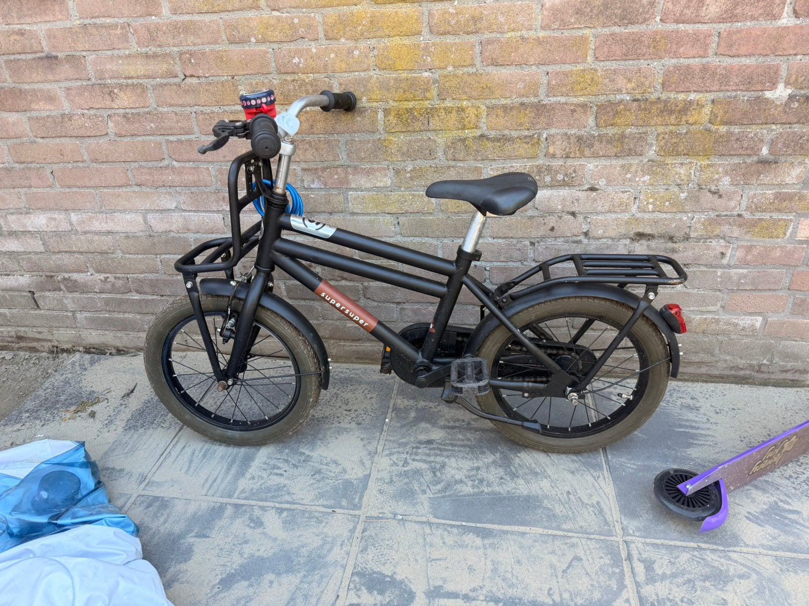 Zwarte jongens fiets 16inch, Ophalen, Zo goed als nieuw, 16 tot 20 inch