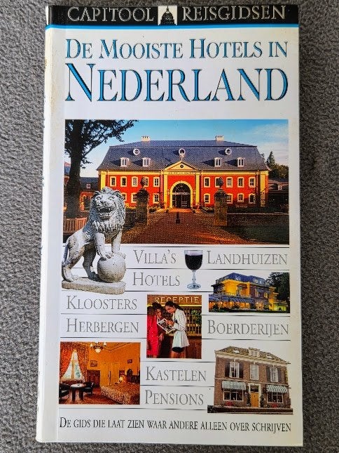 Capitool Reisgidsen De mooiste hotels in Nederland, Boeken, Reisgidsen, Gelezen, Capitool, Ophalen of Verzenden, Reisgids of -boek