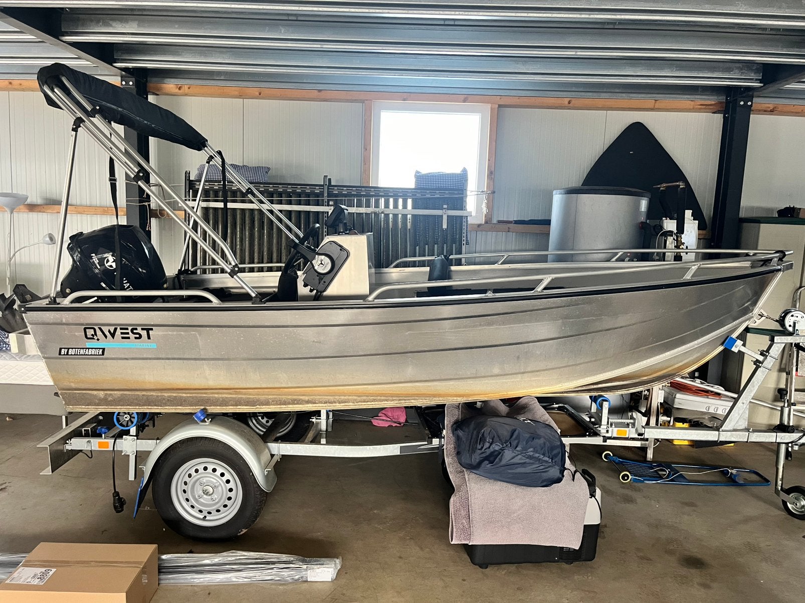 Qwest R450 met 20pk Tomatsu console boot compleet vaarklaar, Watersport en Boten, Vis- en Consoleboten, 70 cm, Zo goed als nieuw