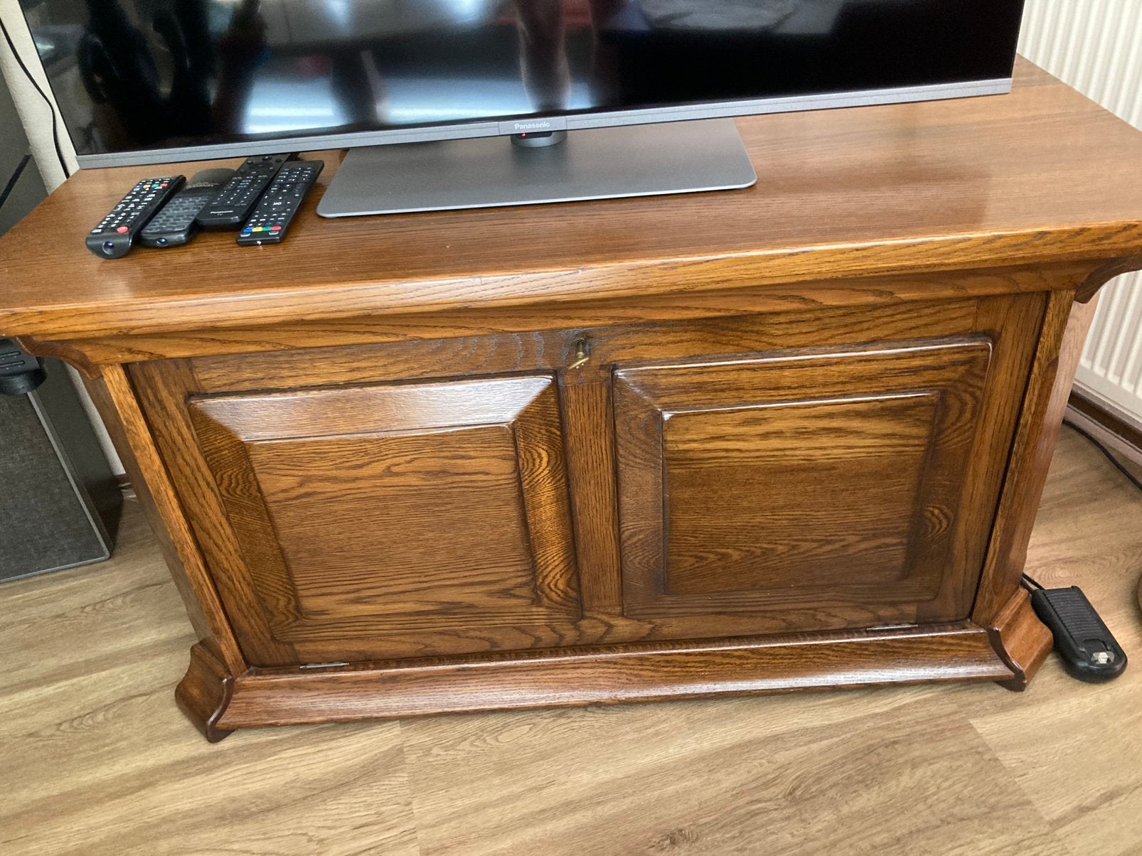 Mooie eiken houten dressoir, Ophalen, Zo goed als nieuw, 25 tot 50 cm, Minder dan 100 cm