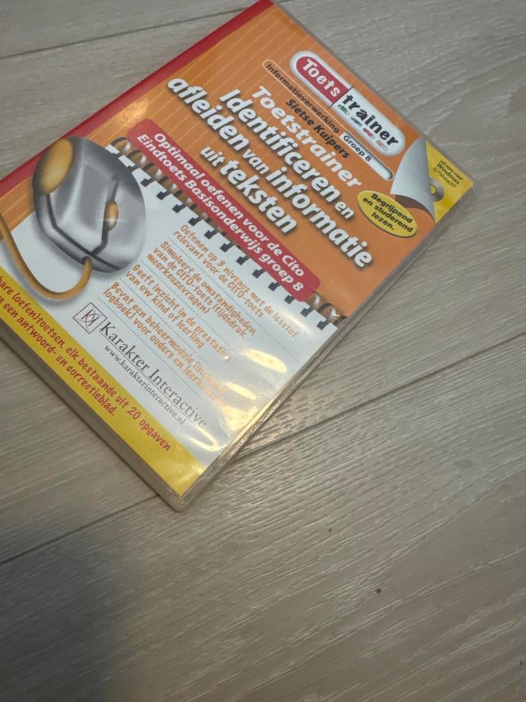 Toetstrainer Groep 8 Cito Eindtoets - Informatie & Teksten, Ophalen of Verzenden, Zo goed als nieuw, Overige niveaus, Nederlands
