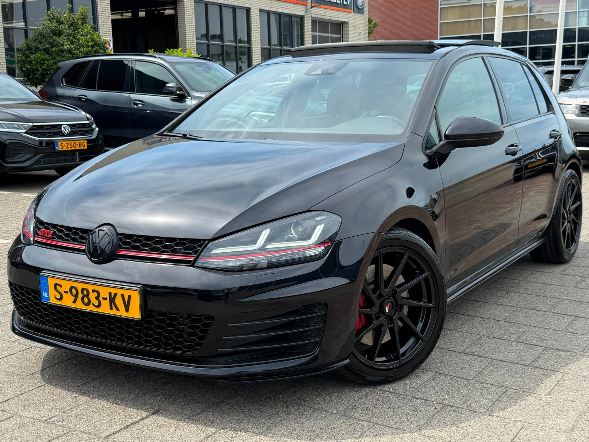 Volkswagen Golf 2.0 TSI GTI Performance l PANO, Auto's, Gebruikt, Euro 6, 4 cilinders, 1984 cc