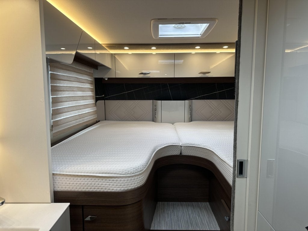 Foto 20 van Bürstner Elegance 910 G E&P Mercedes ALDE A
