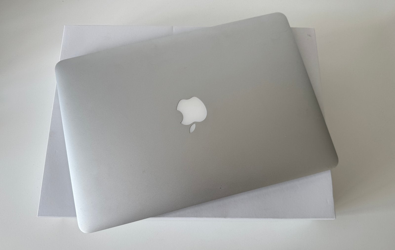 Macbook Air 2017 13 inch vaste prijs, Computers en Software, Apple Macbooks, Ophalen, 13 inch, Minder dan 2 Ghz, Zo goed als nieuw