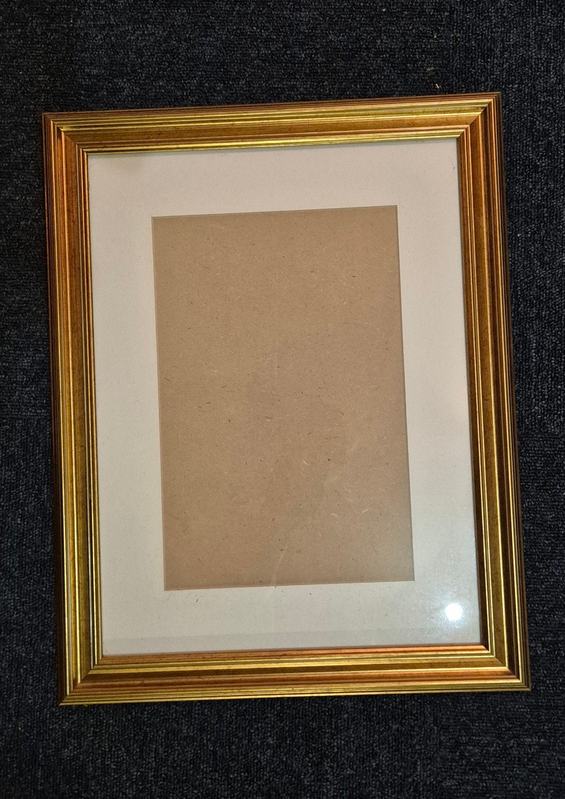 Nieuwe gouden lijst 46 x 36 cm met passe-partout, Met glas, Nieuw, Ophalen of Verzenden, Fotolijst