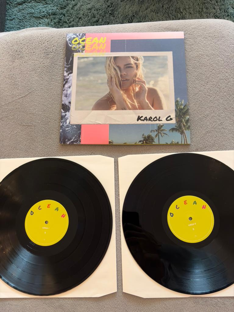 Karol G - Ocean 2LP, Ophalen of Verzenden, Zo goed als nieuw, 12 inch