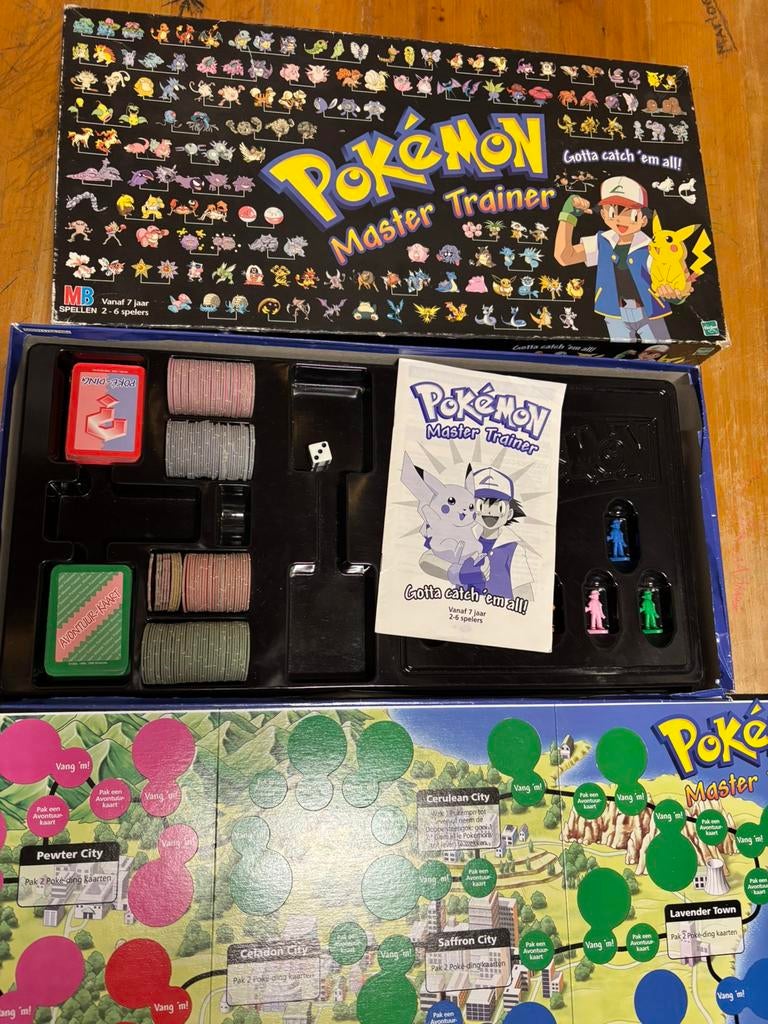 Pokémon bordspel master trainer, Hobby en Vrije tijd, Gezelschapsspellen | Bordspellen, Drie of vier spelers, Ophalen of Verzenden