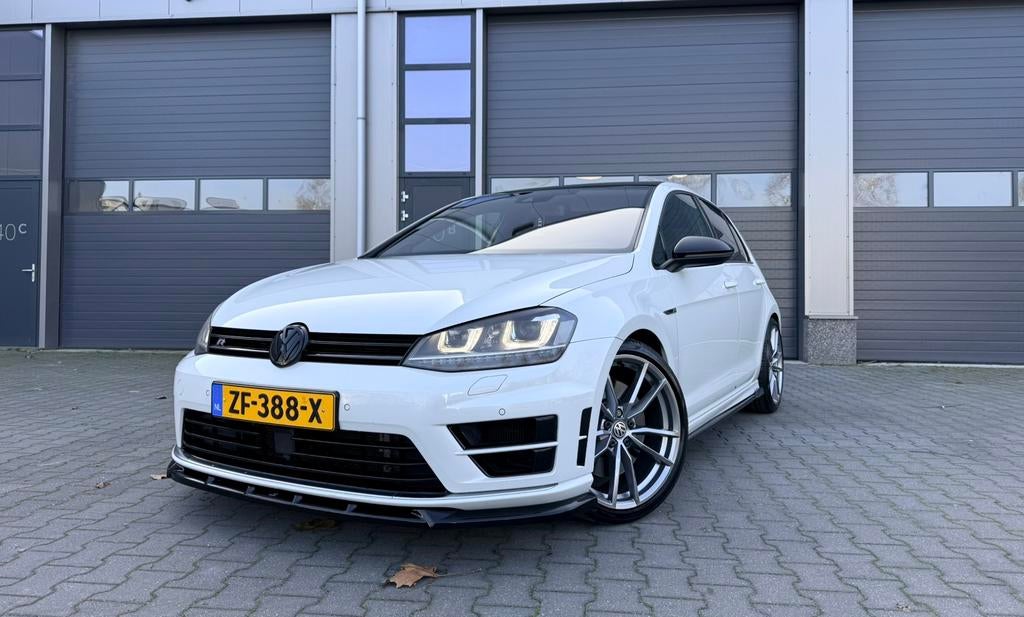 Volkswagen Golf 2.0 TSI 7R / 301PK 4MOTION DSG (Full Option), Automaat, 1800 kg, 4 cilinders, Wit