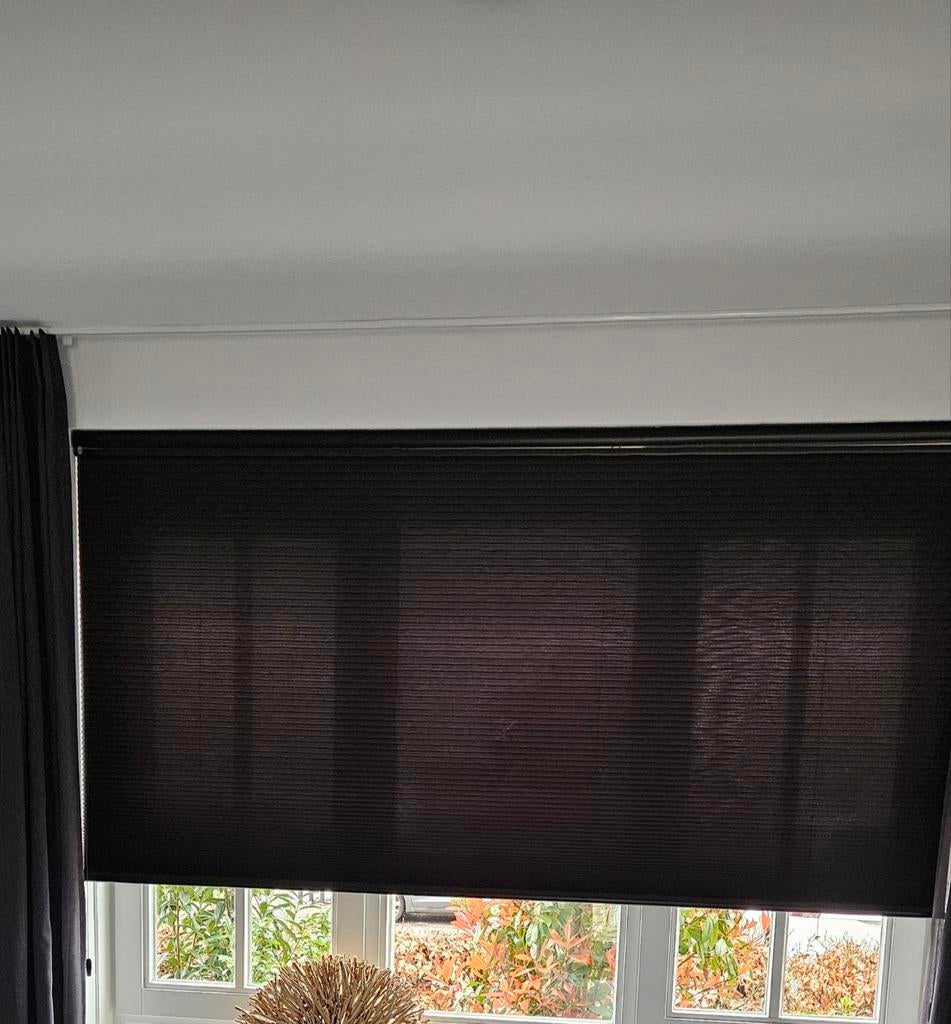 Luxaflex duette top down dubbel plisse kleur zwart, Ophalen of Verzenden, Zo goed als nieuw