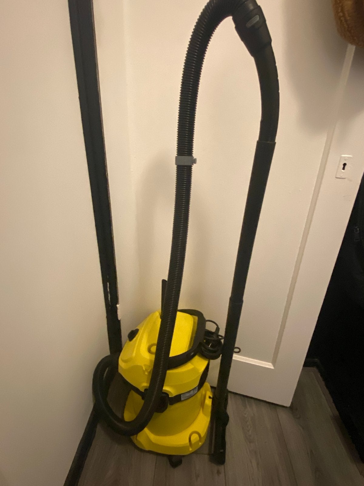 Kärcher WD 3 P Nat- en Droogzuiger met filter, Ophalen, Inclusief accessoires, Gebruikt, Kärcher