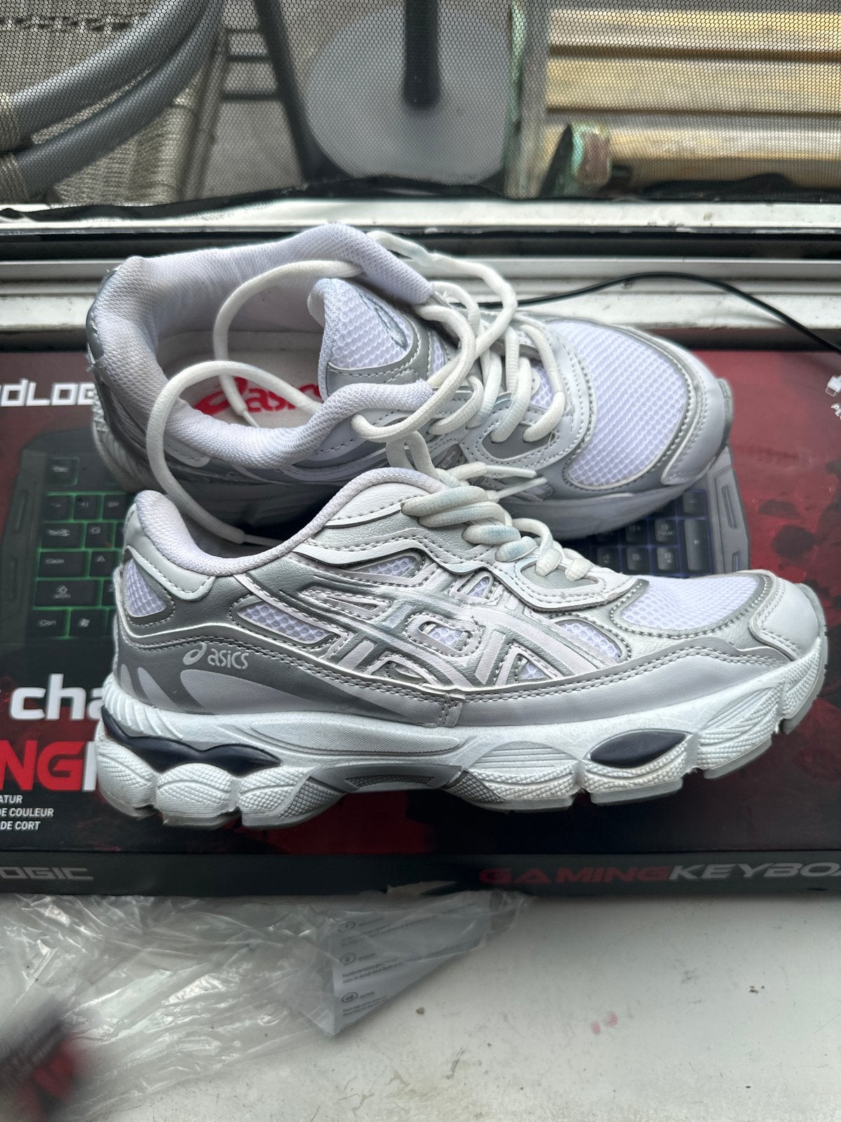 ASICS Sneakers - Wit/Zilver - Maat 36, Wit, Ophalen of Verzenden, Sneakers of Gympen, Zo goed als nieuw