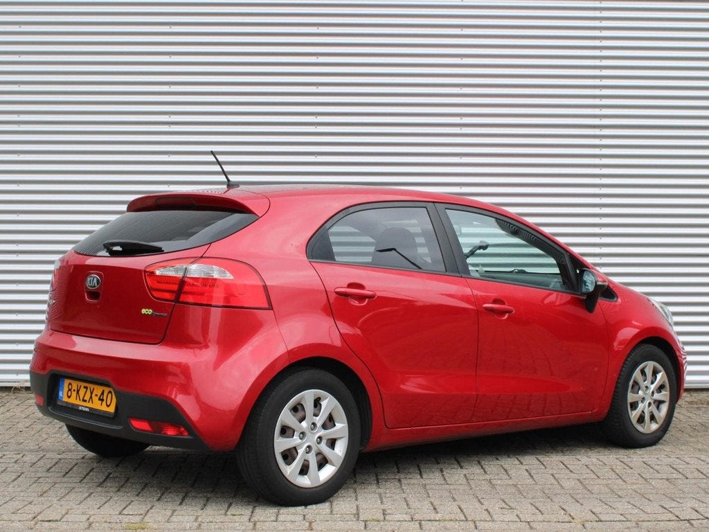 Kia Rio 1.2 CVVT Plus Pack meeneemprijs inclusief APK, Auto's, Euro 5, 4 cilinders, Origineel Nederlands, Handgeschakeld