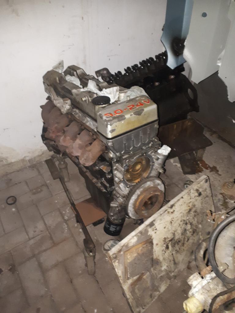 Opel 3.0 24v motoren, Ophalen, Opel