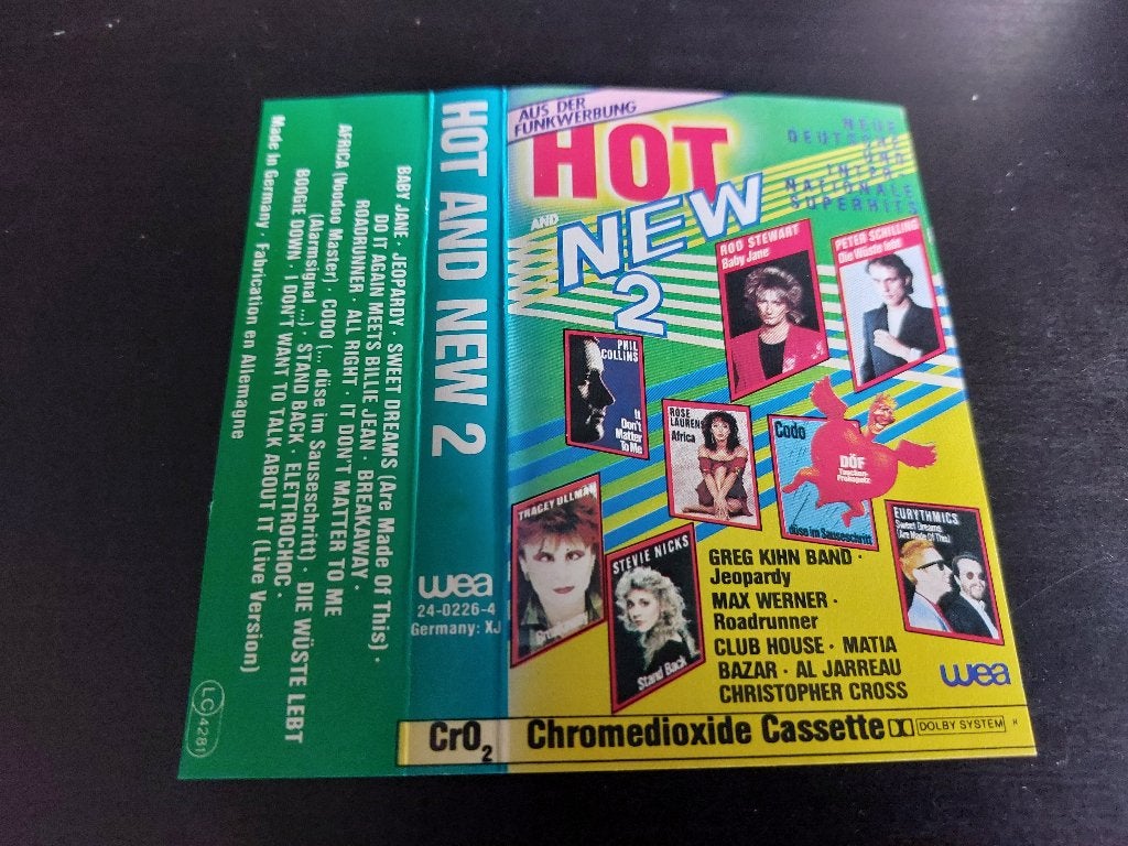 HOT AND NEW 2 (MC), Ophalen of Verzenden, Zo goed als nieuw, Origineel, 1 bandje