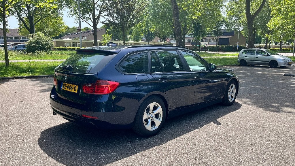 BMW 3-Serie 2.0 320D F31 Touring 2013 Blauw, Auto's, Euro 5, Achterwielaandrijving, 1995 cc, Zwart