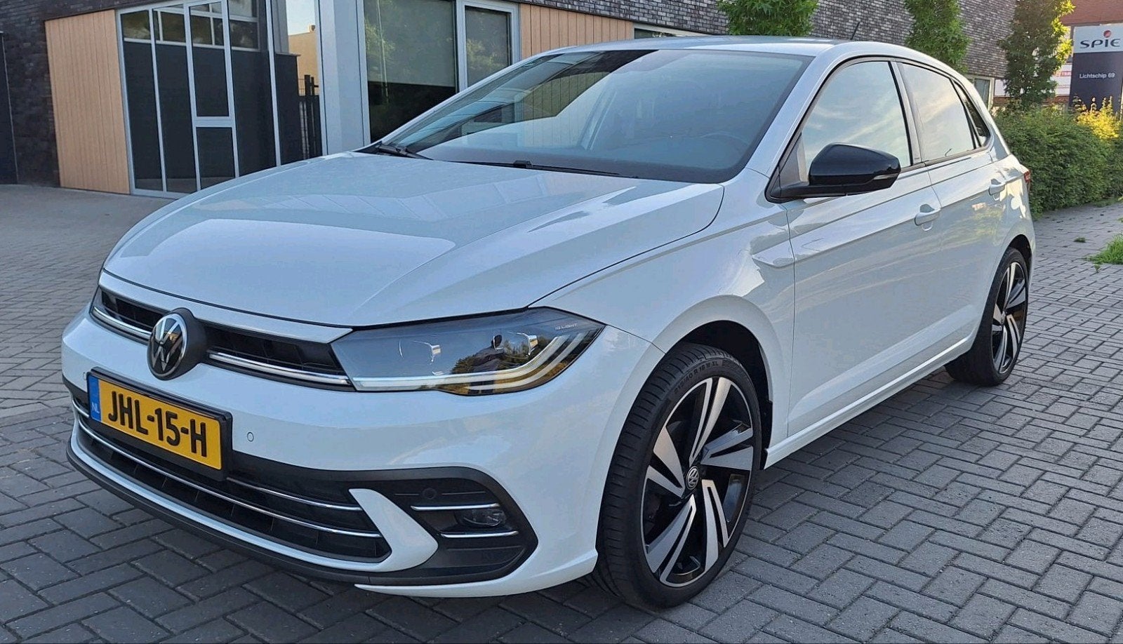 Volkswagen Polo 1.0 TSI 95pk Dsg-7 2022 Wit IQ Garantie ZGAN, Auto's, Stof, 95 pk, 1104 kg, Wit