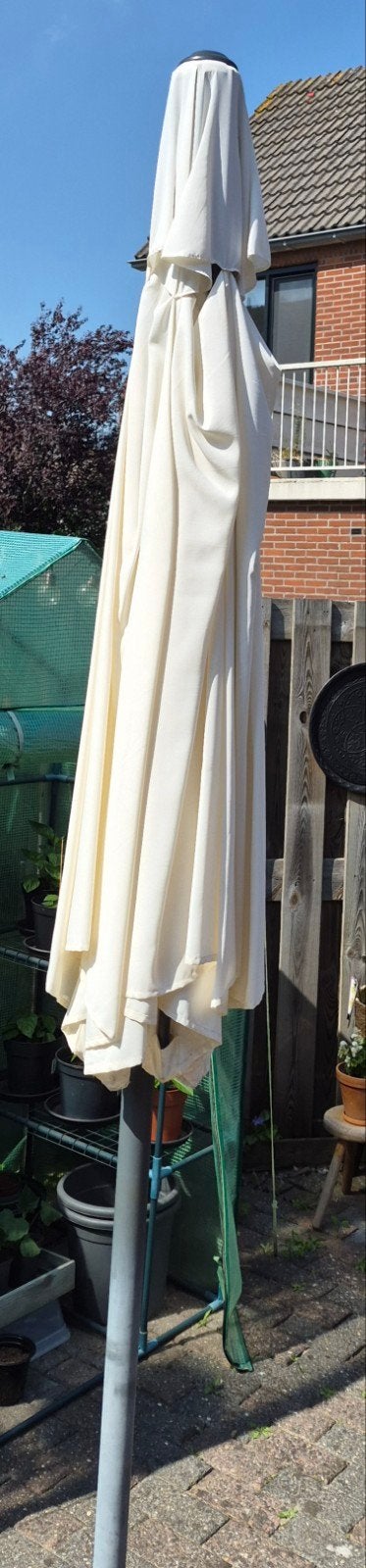 Gebruikte parasol met slinger - ideaal voor terras of tuin, Ophalen, Gebruikt, 2 tot 3 meter, Stokparasol