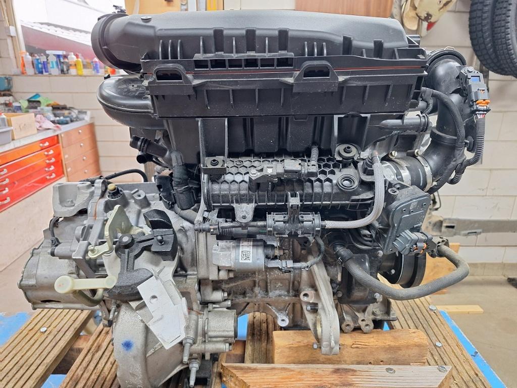 Motor Peugeot 2008 Bj. 2008 130pk/98kw  Slechts 38.491km, Ophalen, Gebruikt, Peugeot