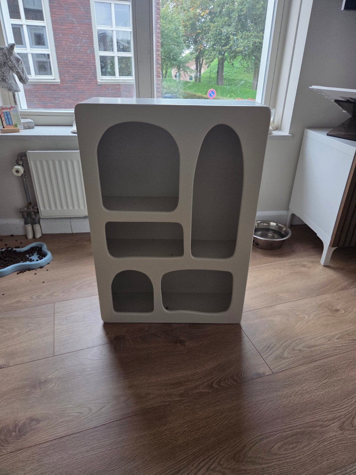 XENOS wandkast met vakken Beige, Ophalen, Met plank(en), Gebruikt, Minder dan 150 cm