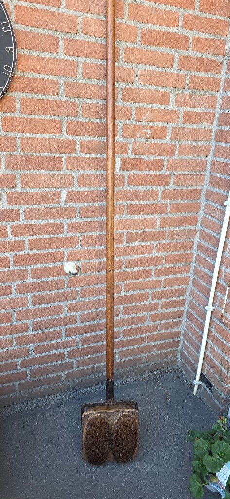 boenblok antiek, Ophalen