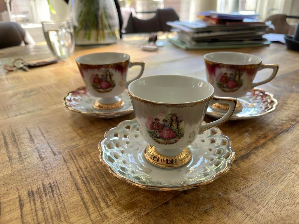 Vintage Versailles theekopjes met schotels, Antiek en Kunst, Antiek | Servies compleet, Ophalen of Verzenden