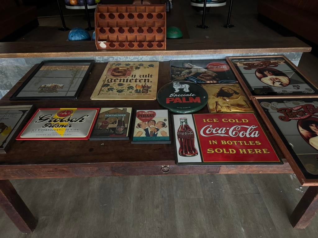 Diverse verzameling metalen bier / cola platen, Verzamelen, Ophalen, Zo goed als nieuw, 1970 tot heden, Overige merken