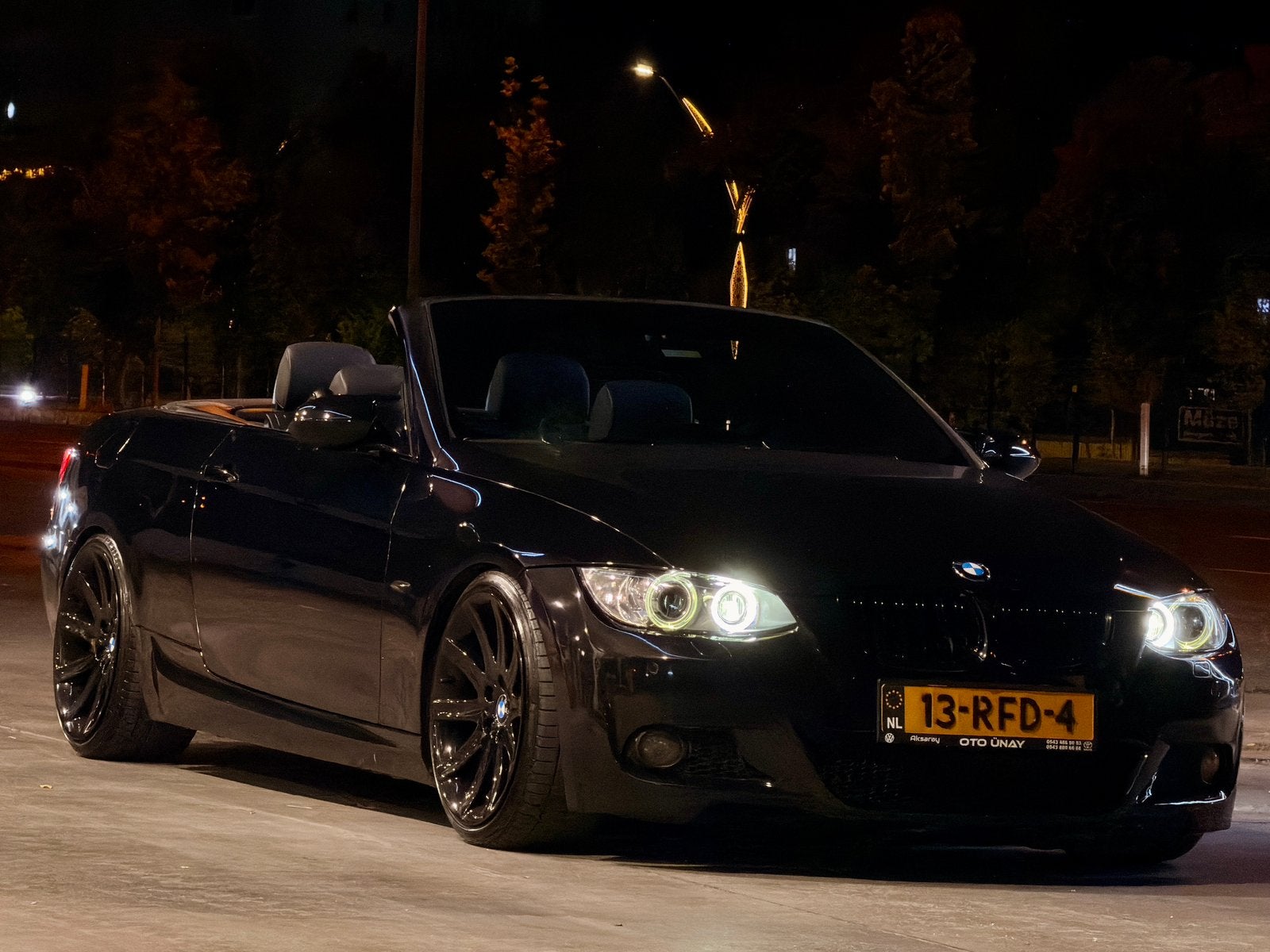 BMW 330D E93 Cabrio Logic7 Keyless 19” Super nette auto, Automaat, Achterwielaandrijving, 1800 kg, 2993 cc